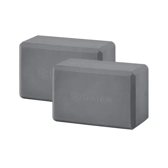 Gaiam Essentials Bloque de Yoga (Juego de 2) – Superficie de Espuma Suave Antideslizante para Yoga, Pilates, meditación